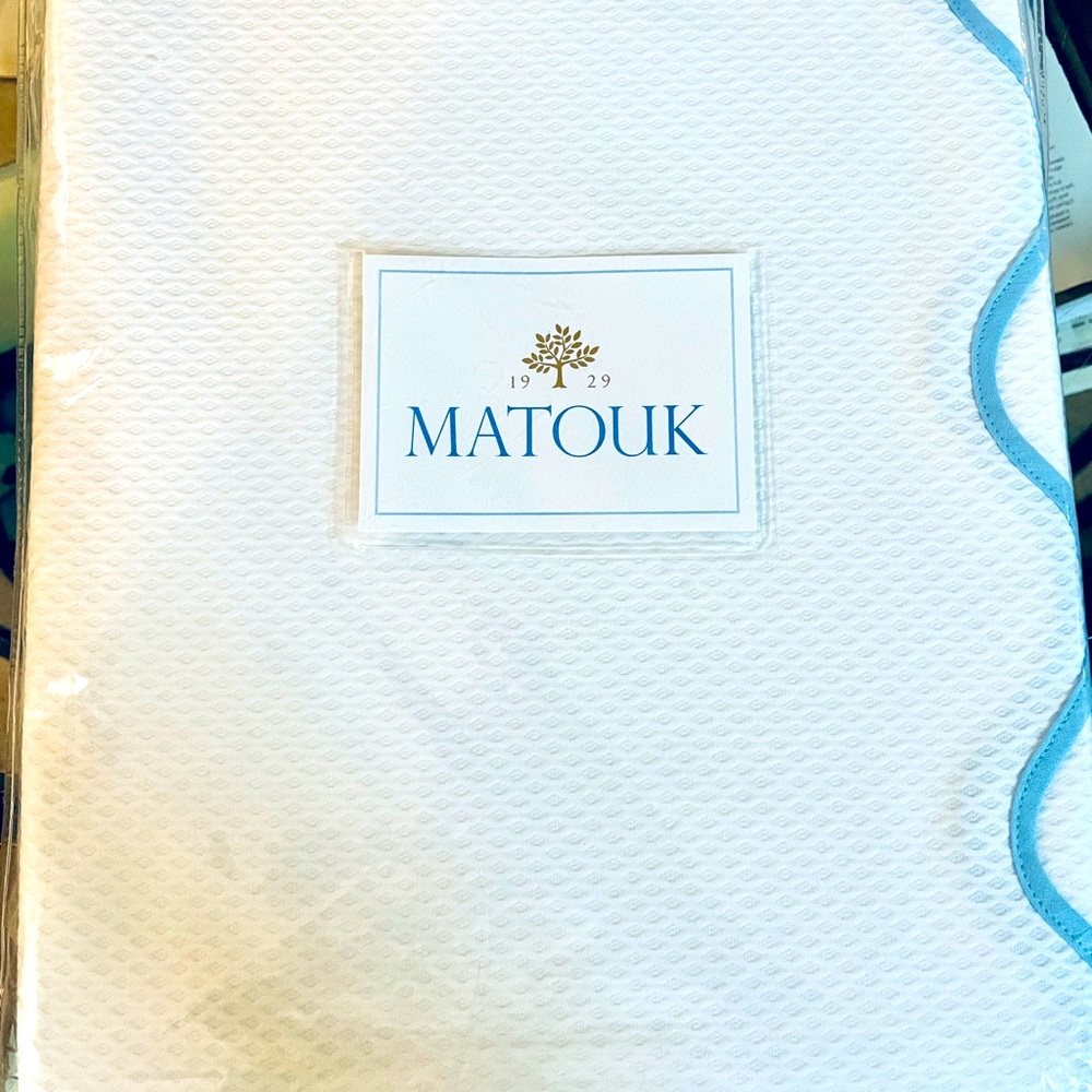 Matouk Lanai Full/Queen Coverlet